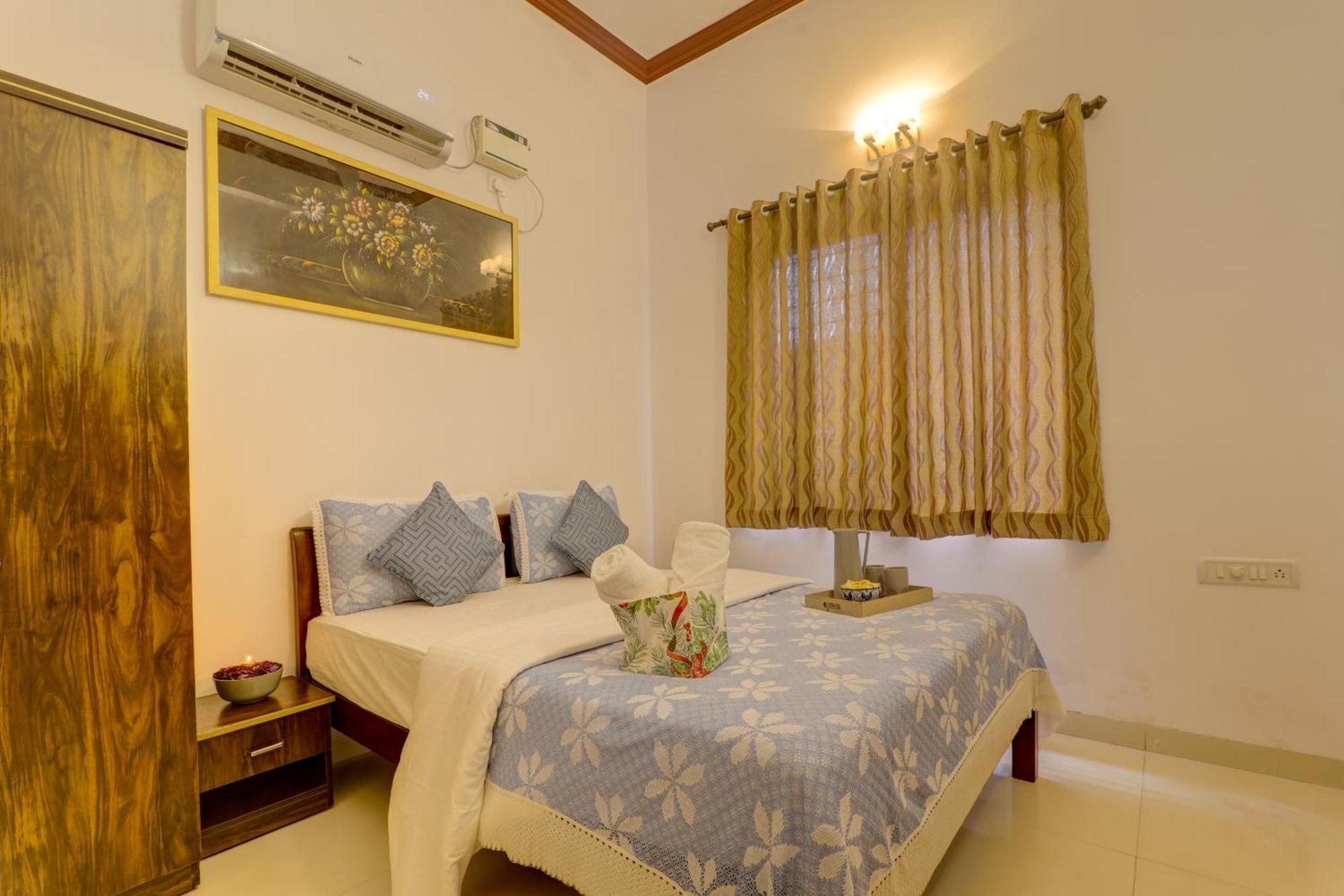 Ludo Private Pool Villa, Wifi-Caretaker-Parking, North Goa Бага Экстерьер фото